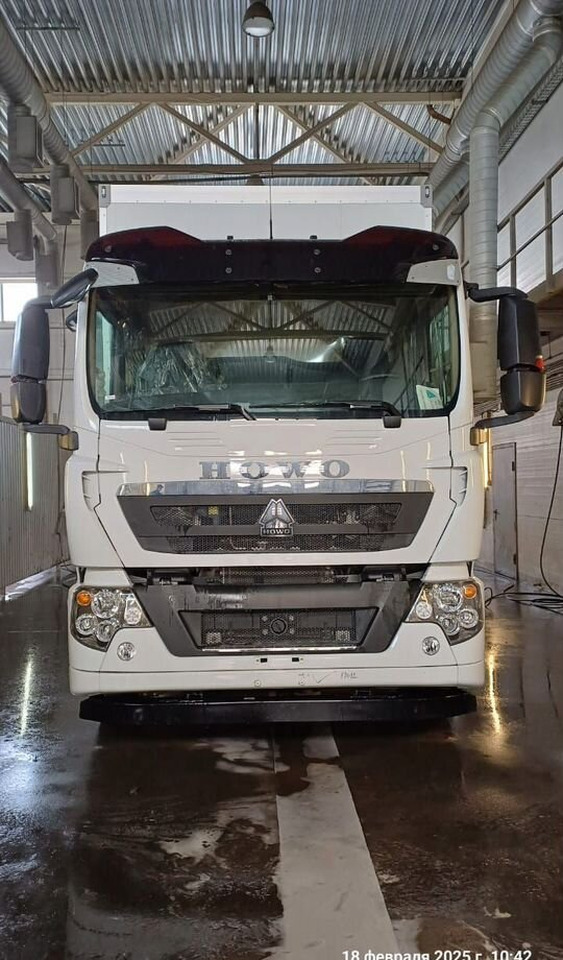Howo T5G - Изотермический грузовик: фото 2 Howo T5G - Изотермический грузовик: фото 2