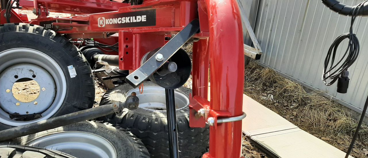 Сеноворошилка Kongskilde R+ 1410 S: фото 18