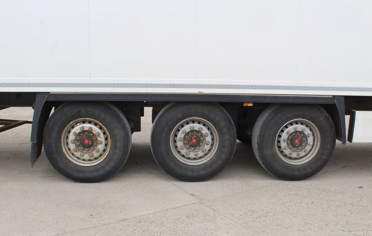 Полуприцеп-рефрижератор Krone Cool Liner: фото 10