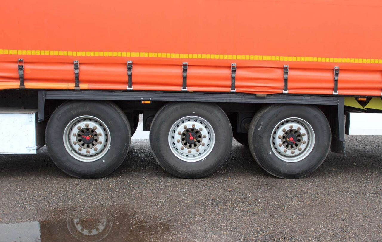 Тентованный полуприцеп Krone SD: фото 9