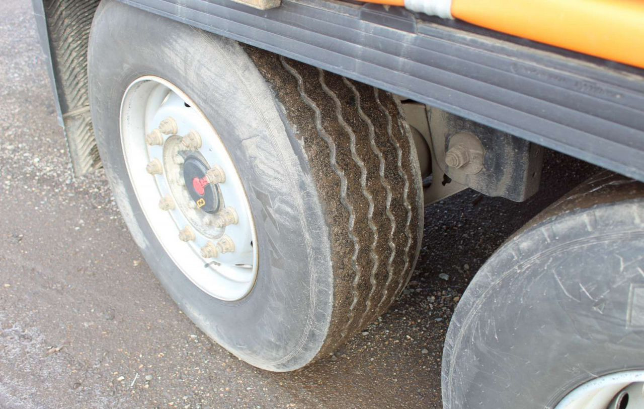 Тентованный полуприцеп Krone SD: фото 12 Тентованный полуприцеп Krone SD: фото 12