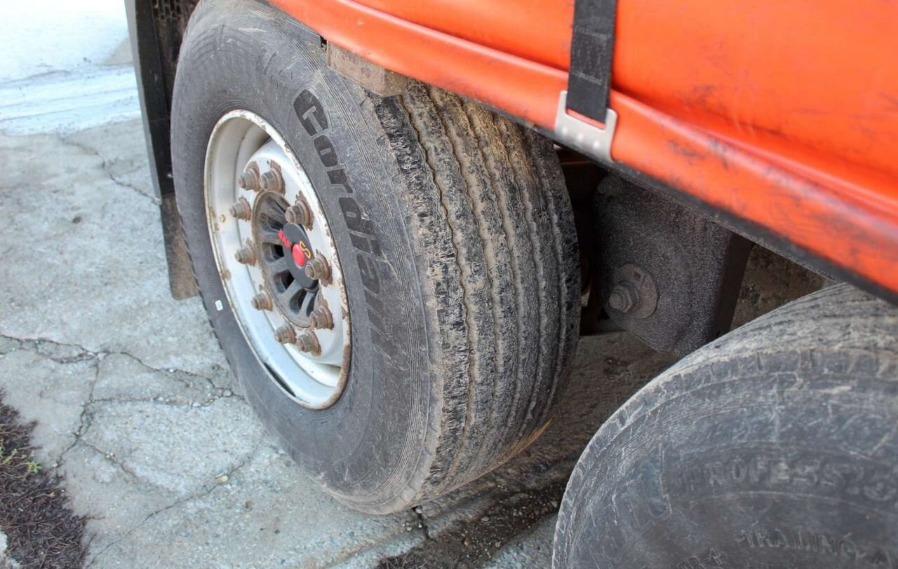 Тентованный полуприцеп Krone SD: фото 11 Тентованный полуприцеп Krone SD: фото 11