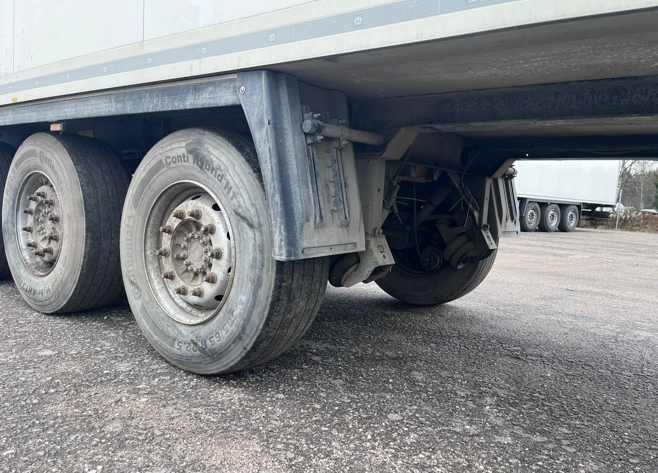 Полуприцеп-рефрижератор Krone SD: фото 12