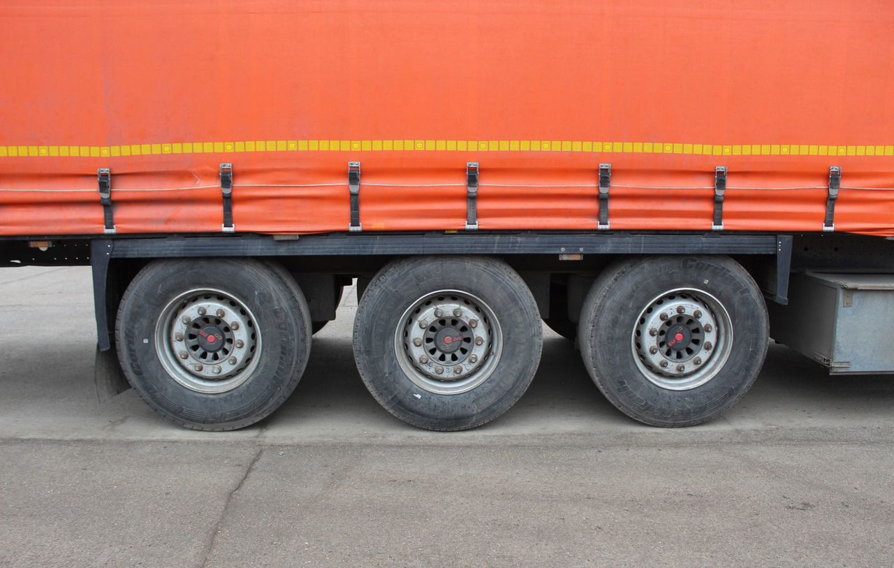 Тентованный полуприцеп Krone SD: фото 12