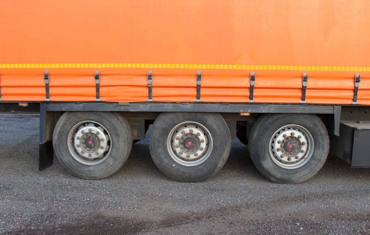 Тентованный полуприцеп Krone SD: фото 9