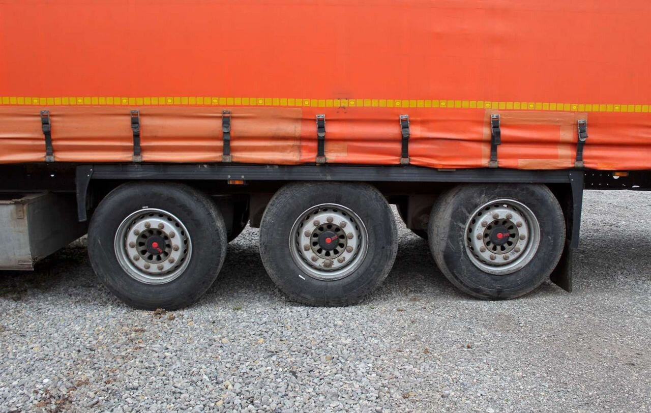 Тентованный полуприцеп Krone SD: фото 13 Тентованный полуприцеп Krone SD: фото 13