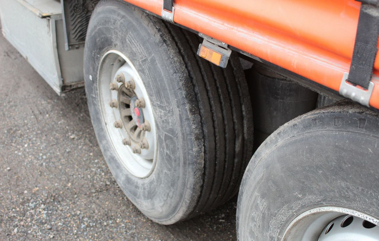 Тентованный полуприцеп Krone SD: фото 15 Тентованный полуприцеп Krone SD: фото 15