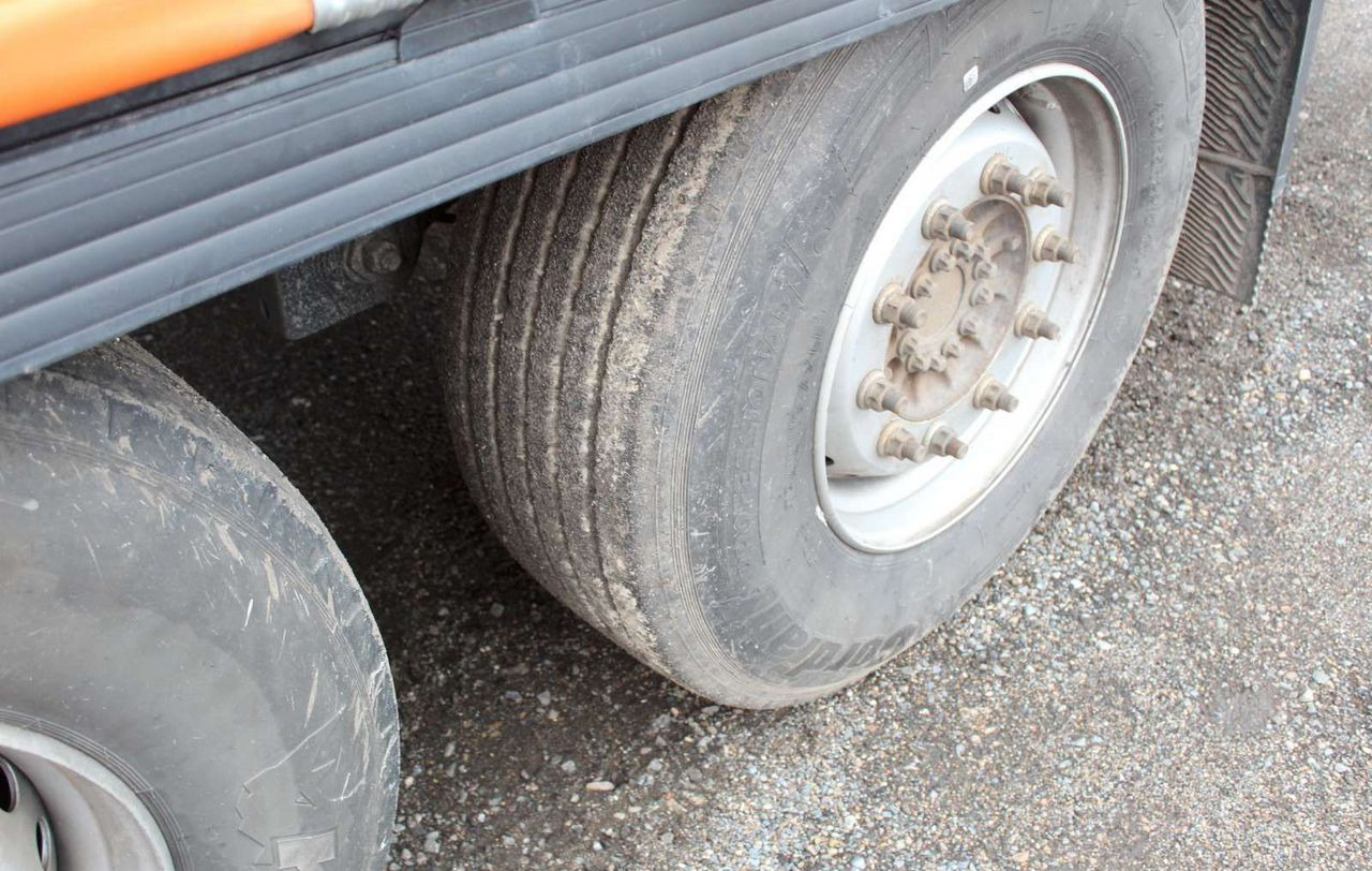 Тентованный полуприцеп Krone SD: фото 15