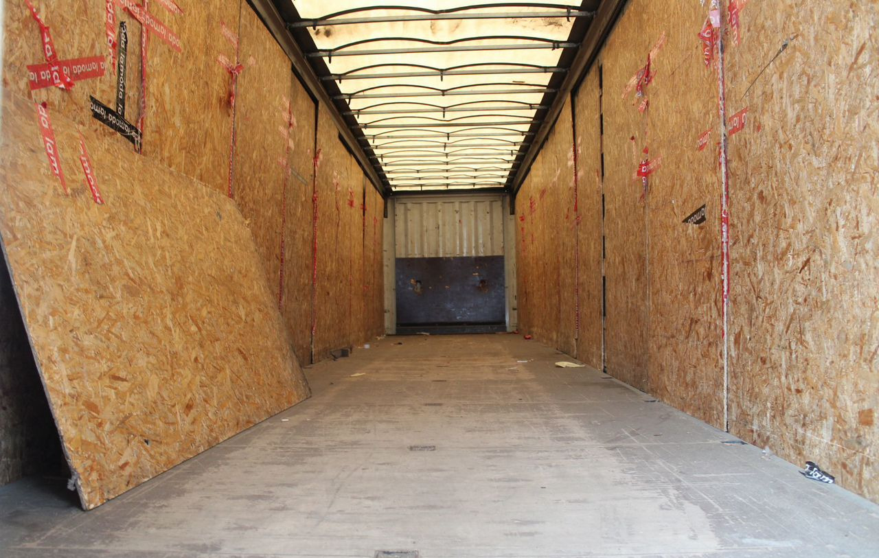 Тентованный полуприцеп Krone SD: фото 7