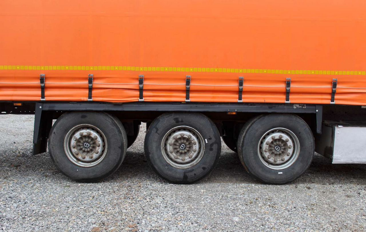 Тентованный полуприцеп Krone SD: фото 10