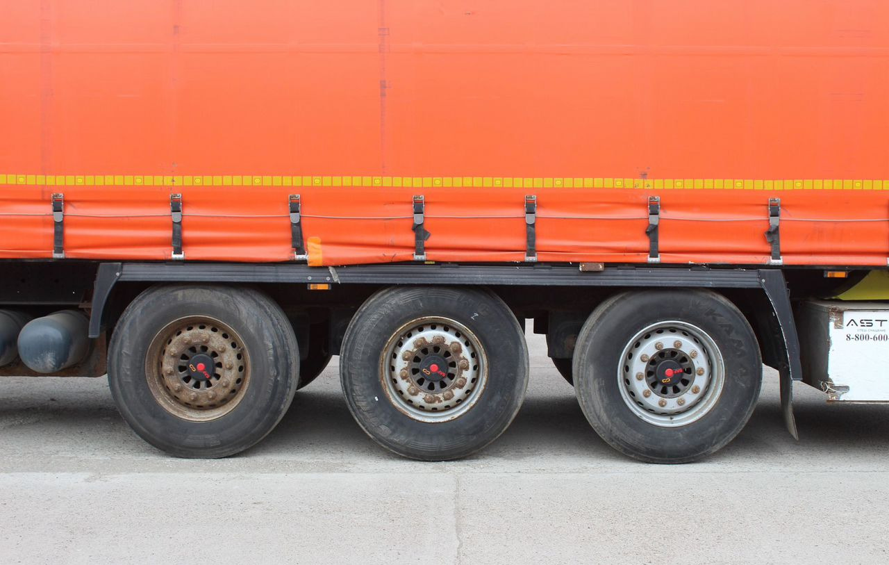 Тентованный полуприцеп Krone SD: фото 10