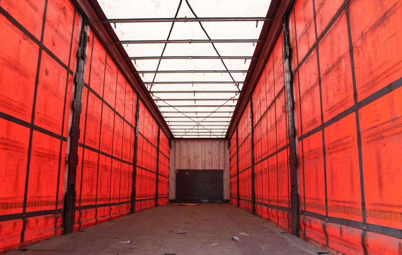 Тентованный полуприцеп Krone SD: фото 9