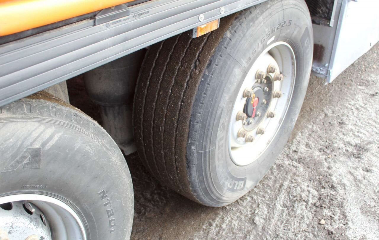 Тентованный полуприцеп Krone SD: фото 11 Тентованный полуприцеп Krone SD: фото 11