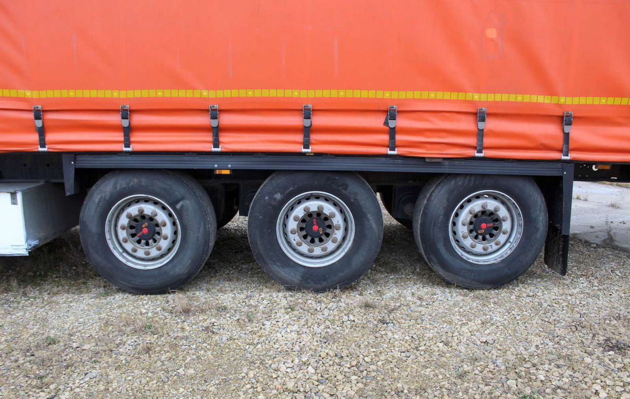 Тентованный полуприцеп Krone SD: фото 12