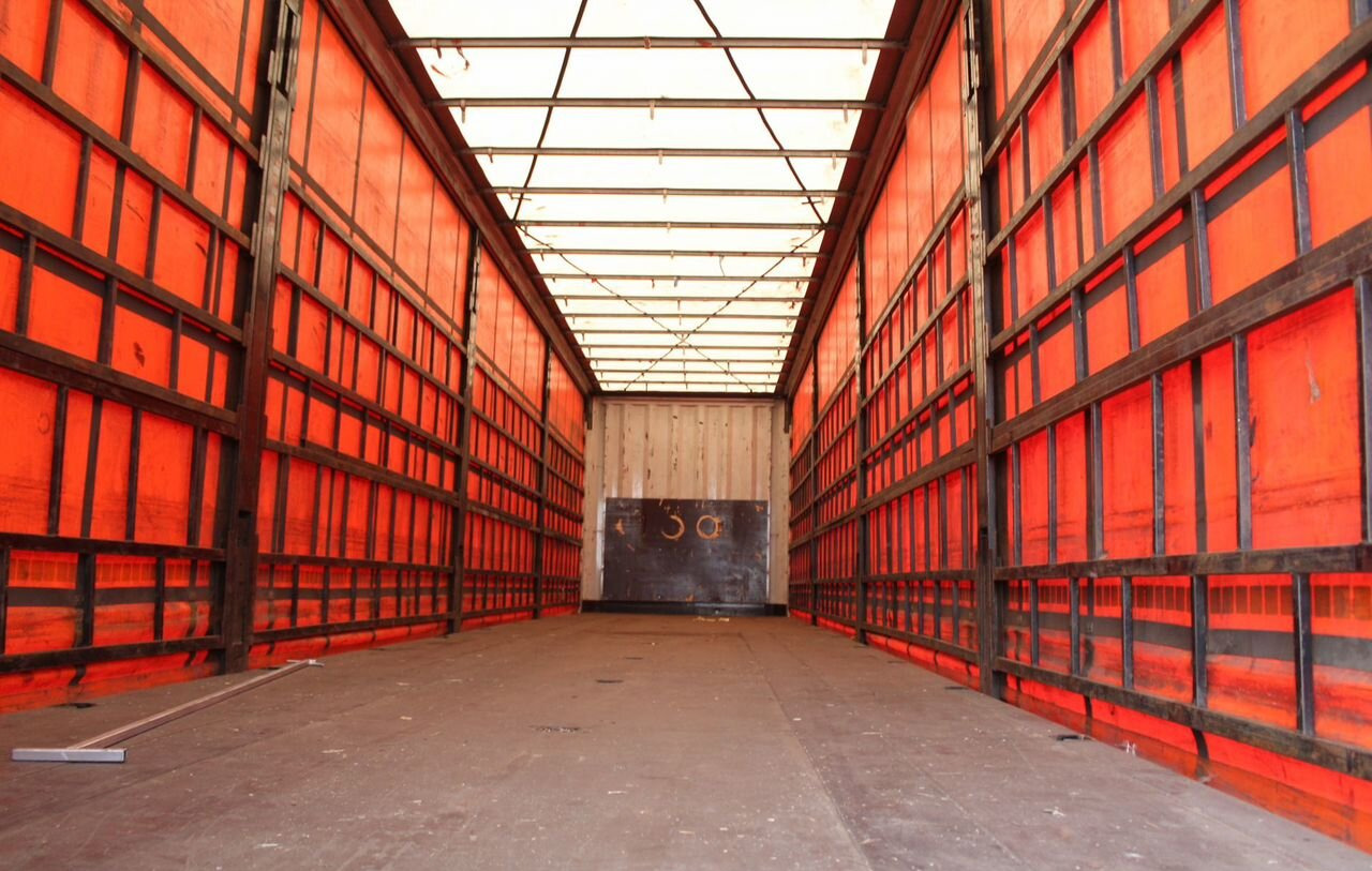 Тентованный полуприцеп Krone SD: фото 9 Тентованный полуприцеп Krone SD: фото 9