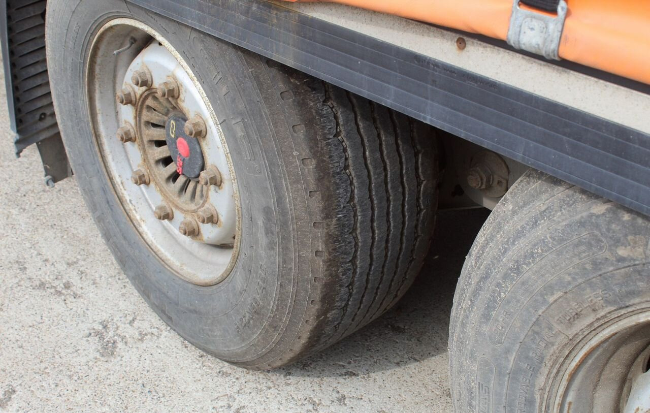 Тентованный полуприцеп Krone SD: фото 14 Тентованный полуприцеп Krone SD: фото 14