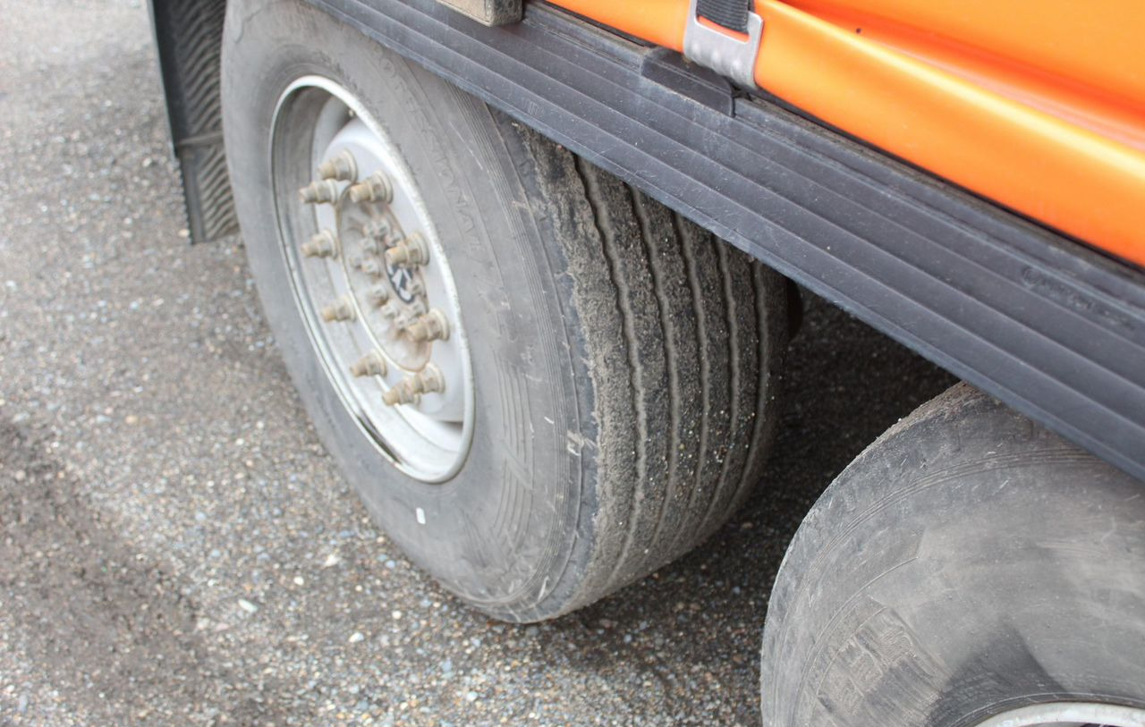 Тентованный полуприцеп Krone SD: фото 12