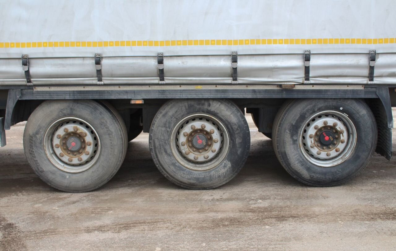 Тентованный полуприцеп Krone SD: фото 10