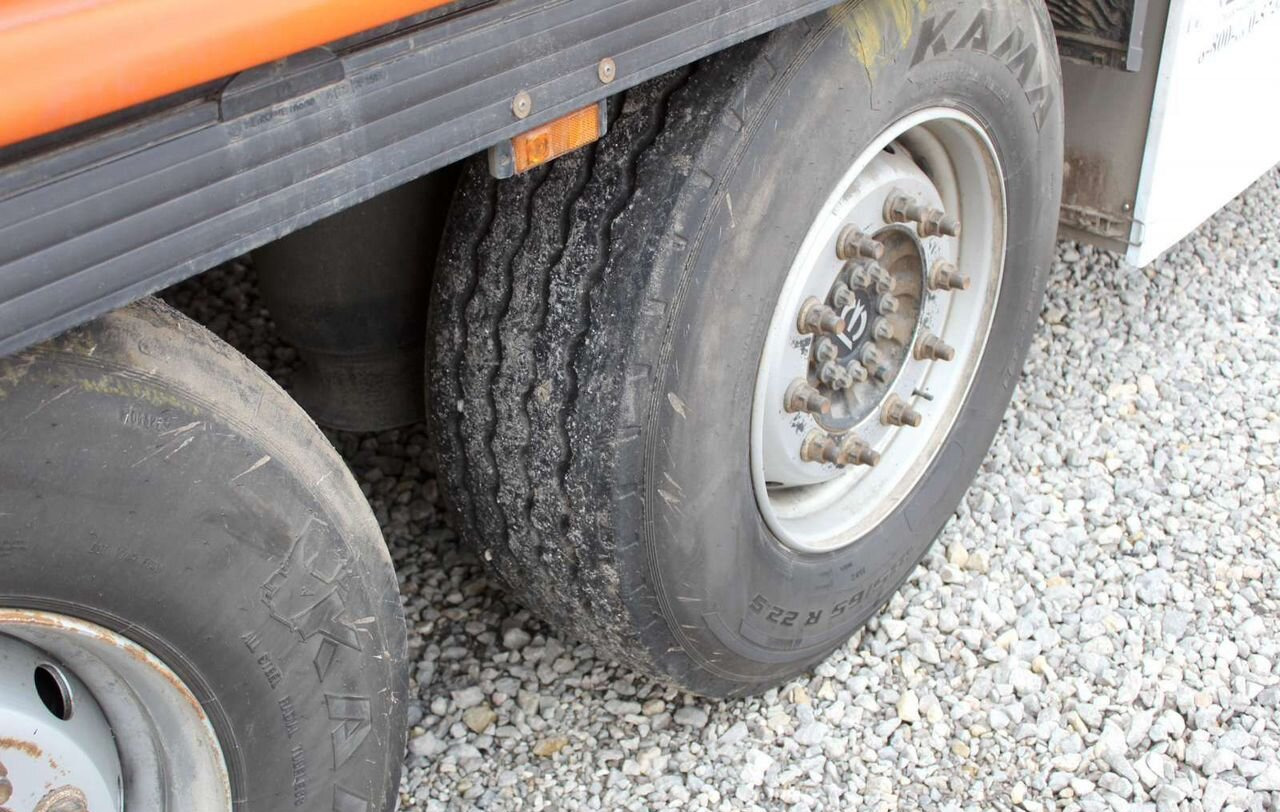 Тентованный полуприцеп Krone SD: фото 15