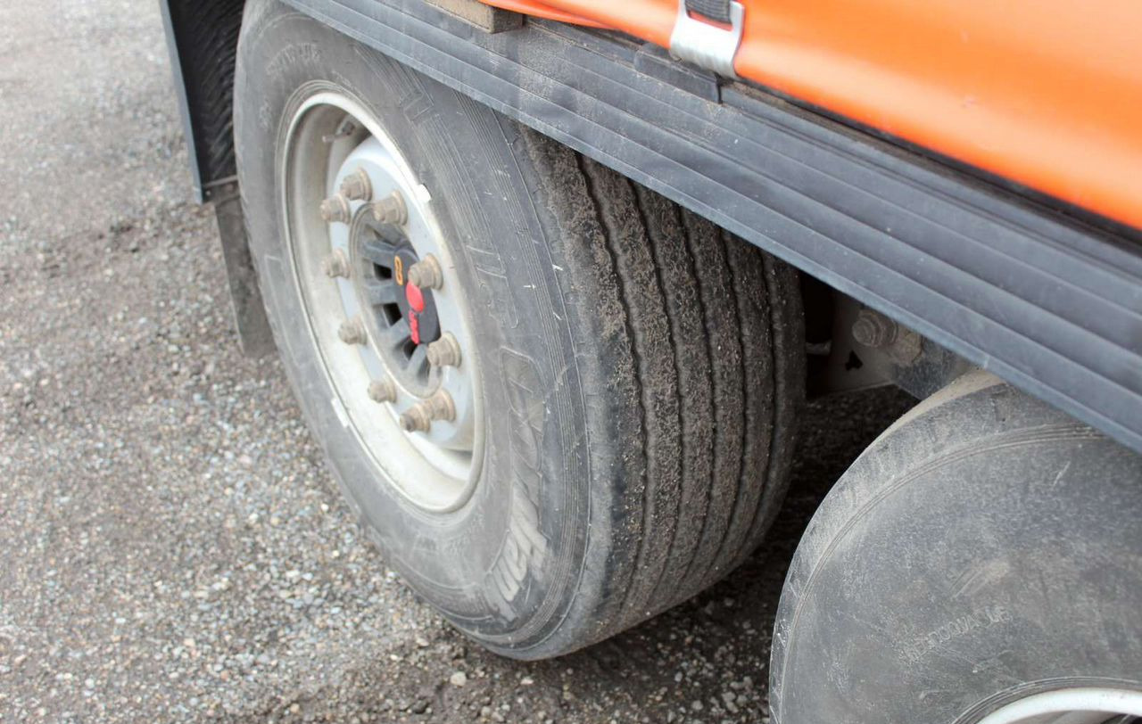 Тентованный полуприцеп Krone SD: фото 11