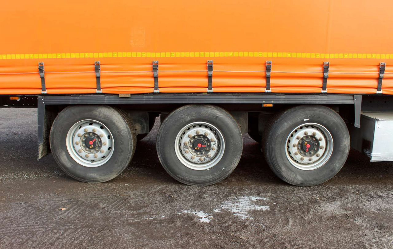 Тентованный полуприцеп Krone SD: фото 10 Тентованный полуприцеп Krone SD: фото 10