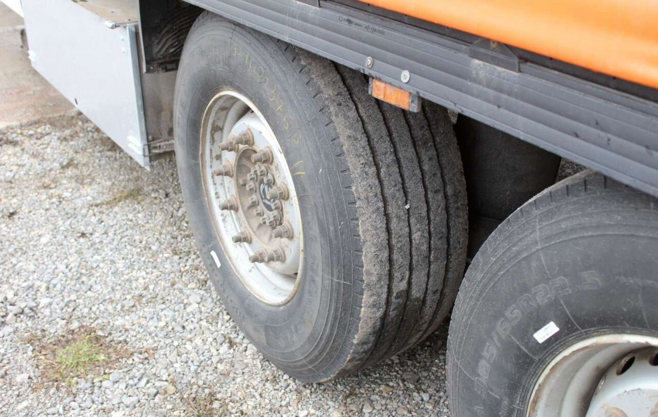 Тентованный полуприцеп Krone SD: фото 15