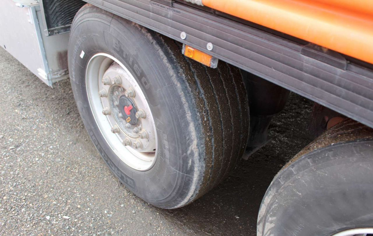 Тентованный полуприцеп Krone SD: фото 15 Тентованный полуприцеп Krone SD: фото 15