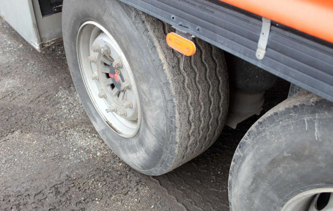 Тентованный полуприцеп Krone SD: фото 14