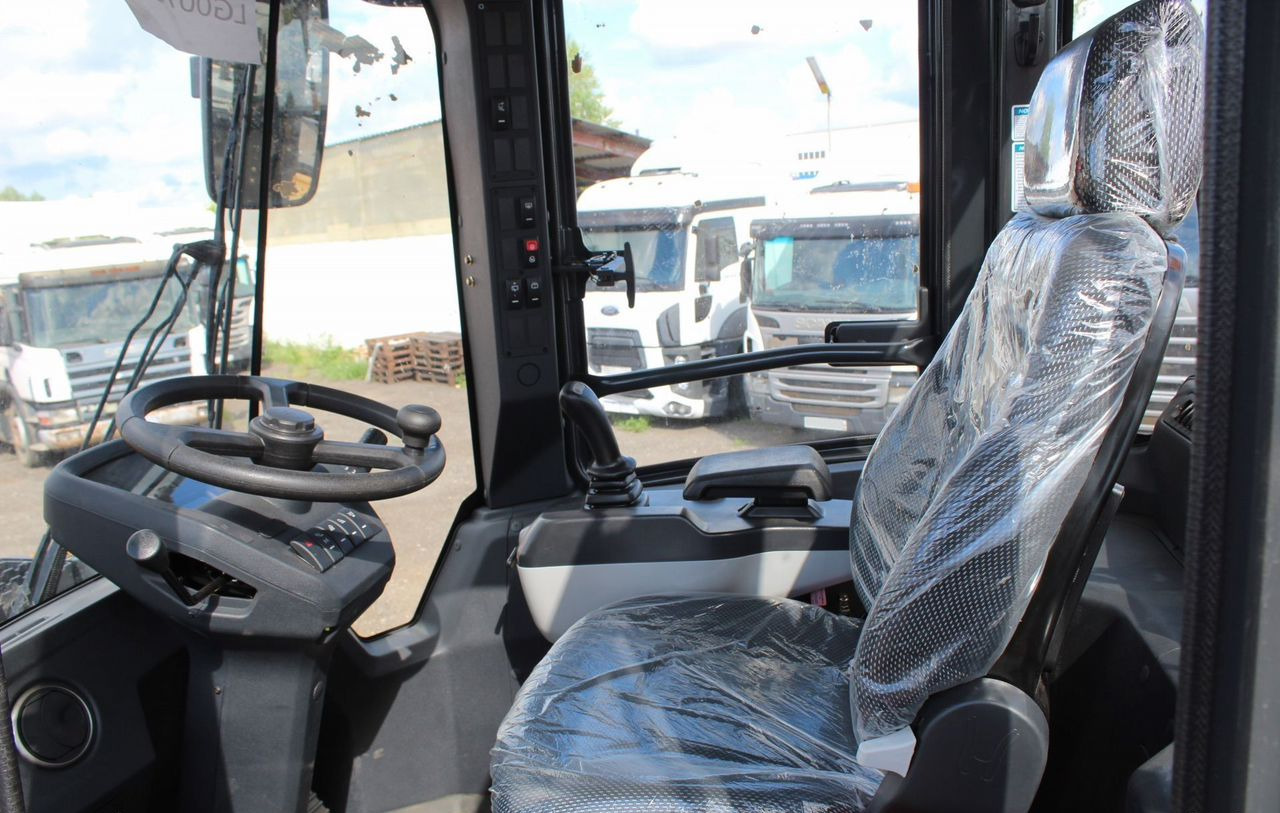 Новый Колёсный погрузчик LiuGong 842Н: фото 12