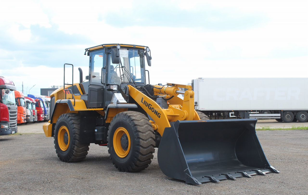 LiuGong 842Н - Колёсный погрузчик: фото 1 LiuGong 842Н - Колёсный погрузчик: фото 1