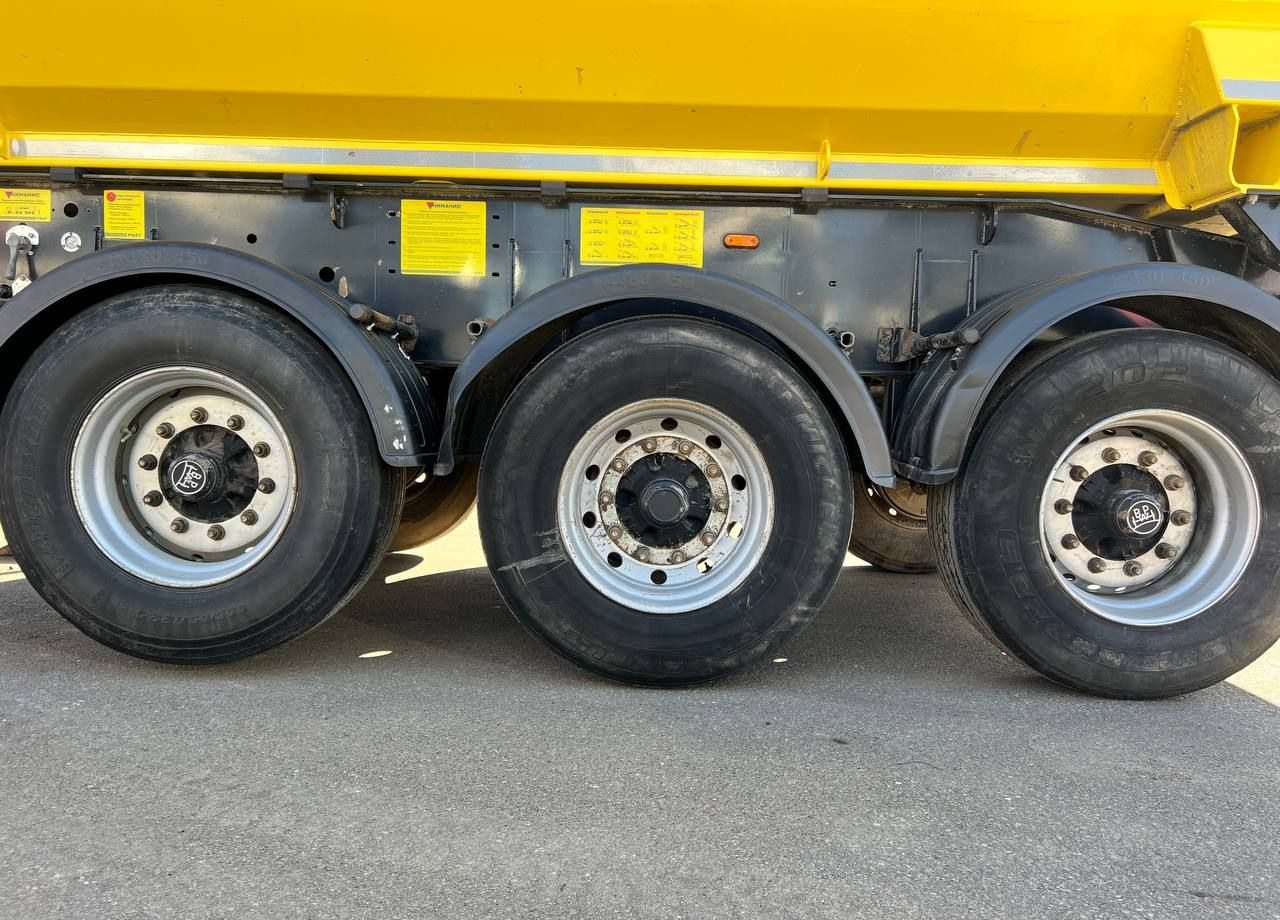 Самосвальный полуприцеп РИАТ 924900-130: фото 10 Самосвальный полуприцеп РИАТ 924900-130: фото 10