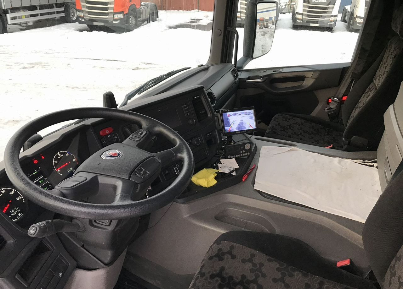Эвакуатор Scania P400: фото 10
