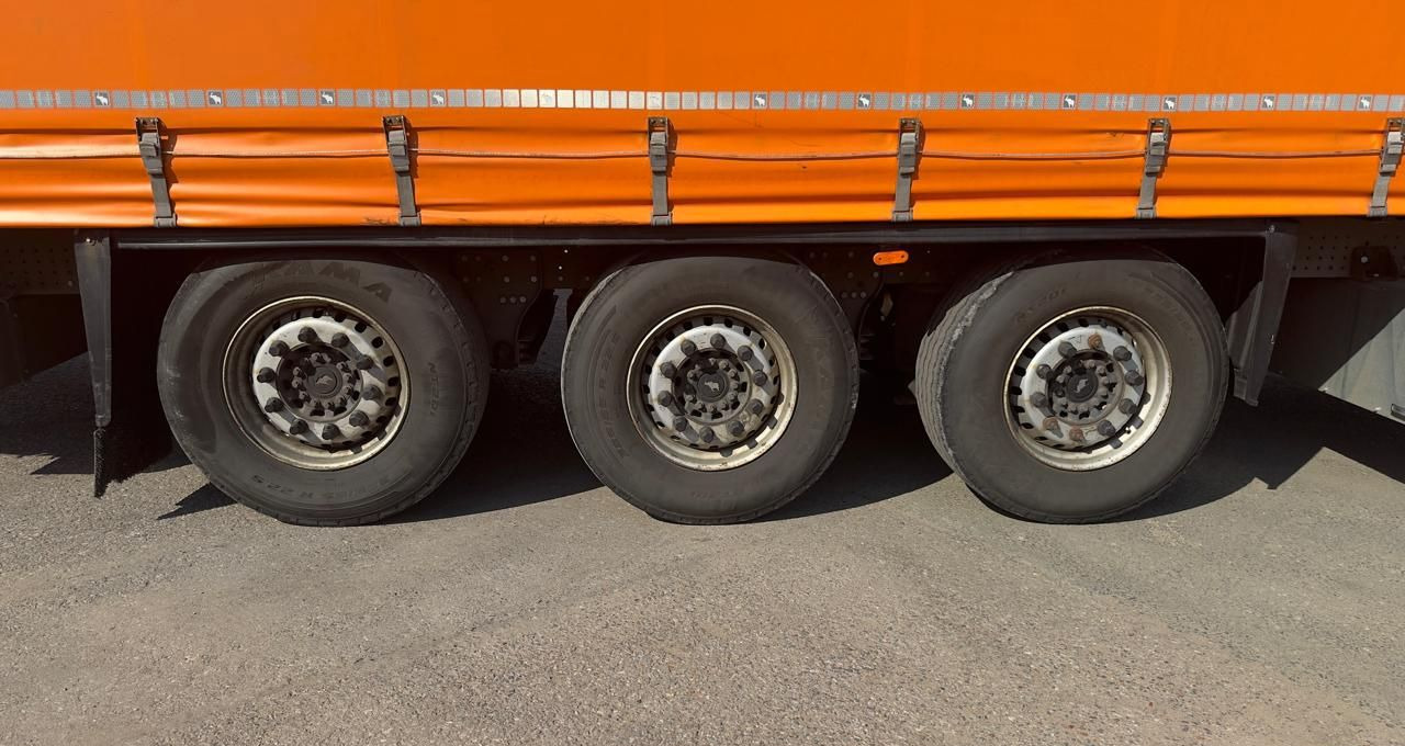 Тентованный полуприцеп Schmitz Cargobull 9084: фото 9