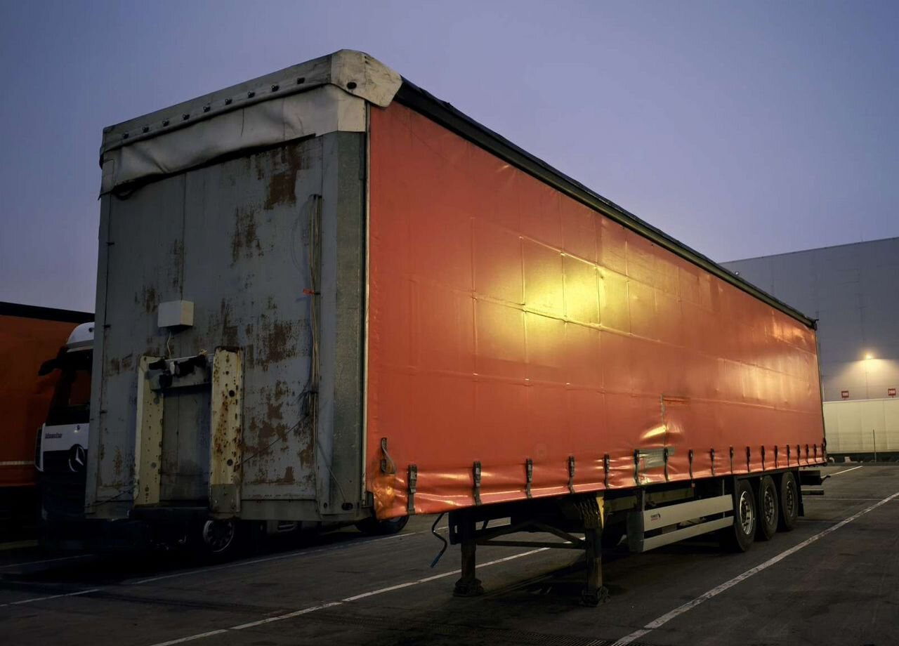 Schmitz Cargobull 9084 - Тентованный полуприцеп: фото 3 Schmitz Cargobull 9084 - Тентованный полуприцеп: фото 3