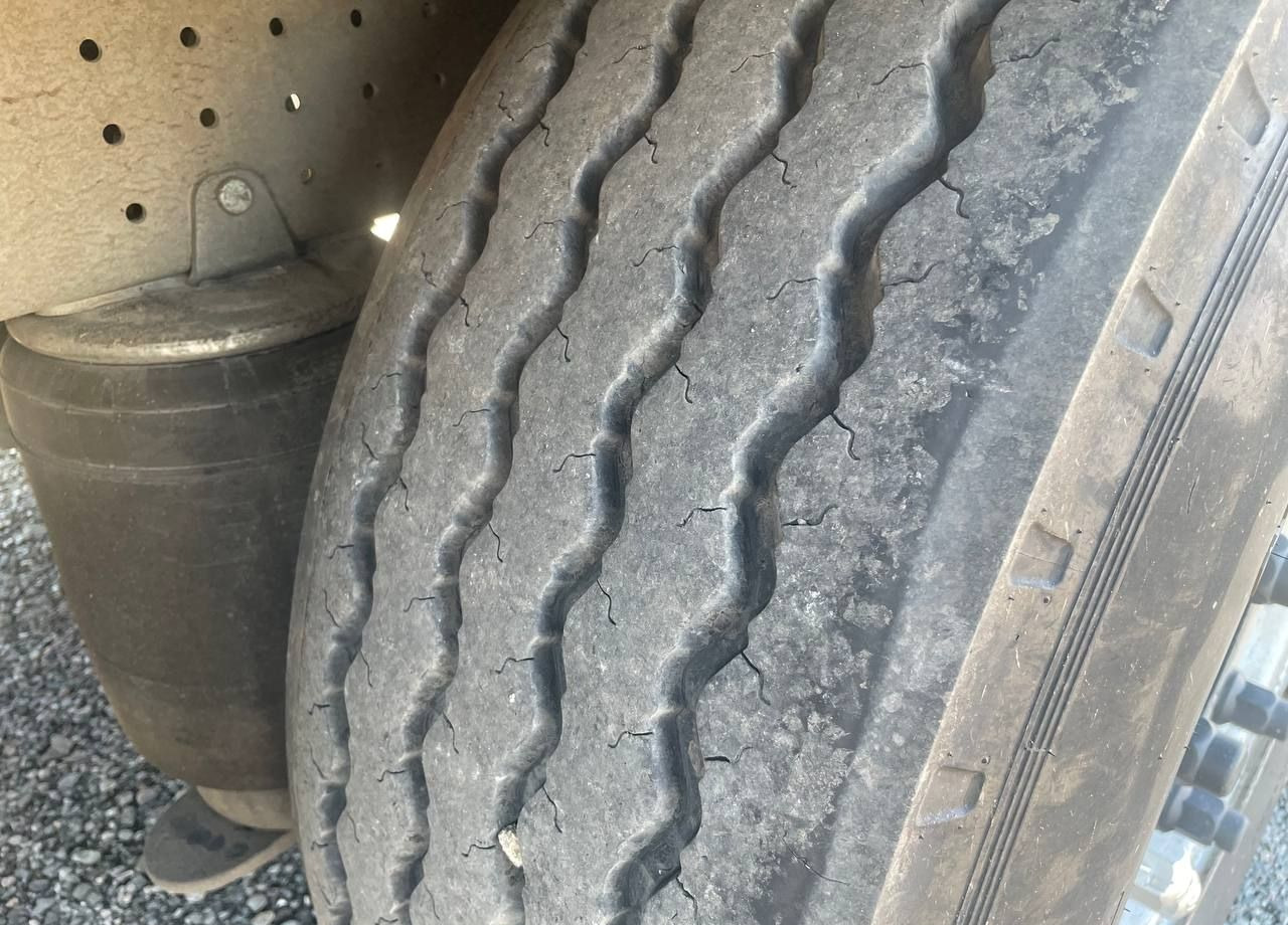 Тентованный полуприцеп Schmitz Cargobull 9084: фото 9