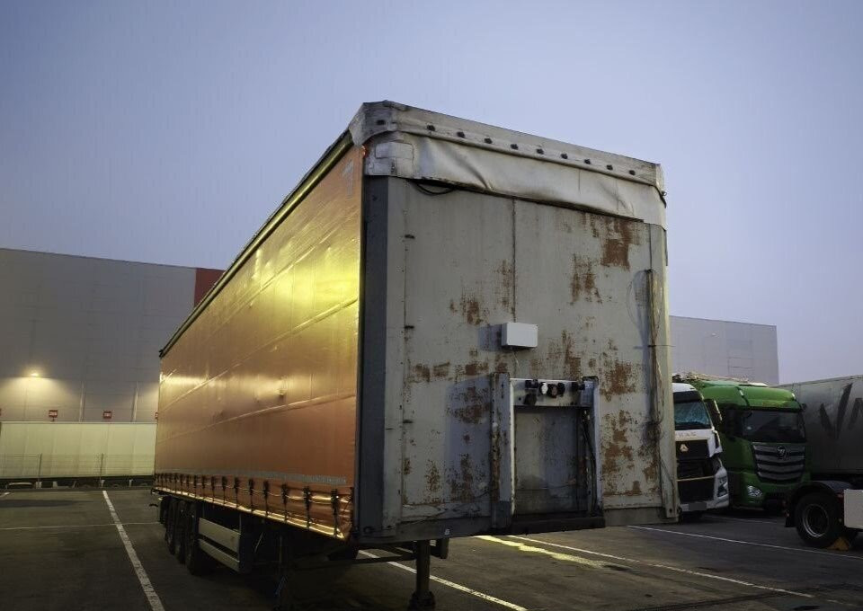 Schmitz Cargobull 9084 - Тентованный полуприцеп: фото 1 Schmitz Cargobull 9084 - Тентованный полуприцеп: фото 1