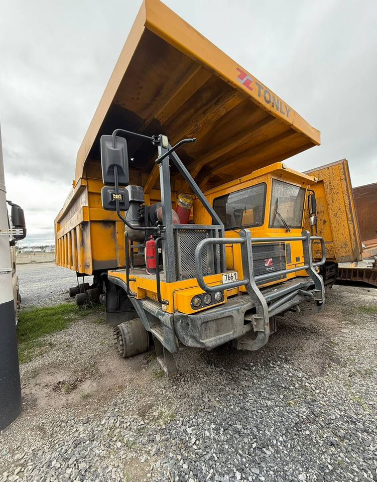 Tonly TLD93B - Карьерный самосвал: фото 1 Tonly TLD93B - Карьерный самосвал: фото 1