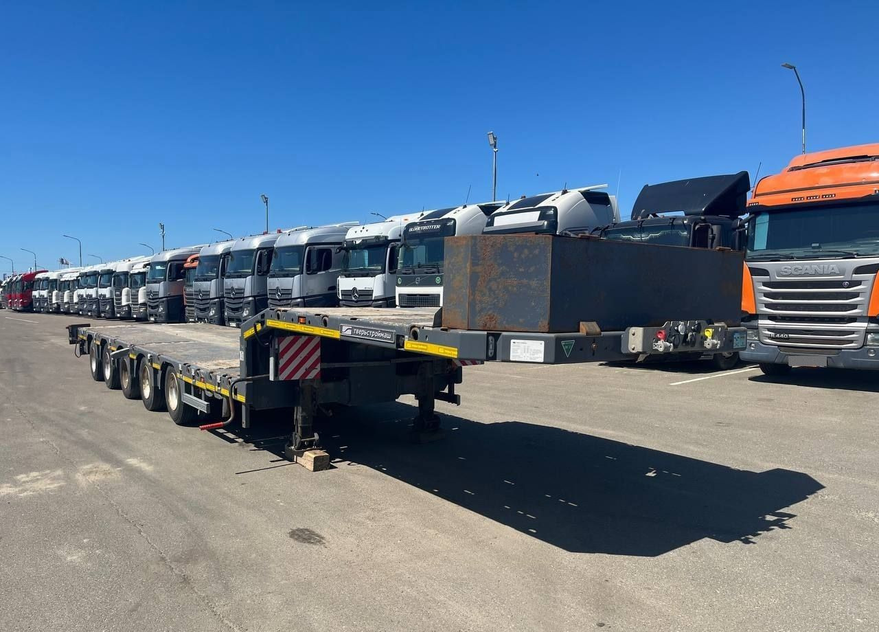 Тверьстроймаш 993951-0024 - Низкорамный полуприцеп: фото 1 Тверьстроймаш 993951-0024 - Низкорамный полуприцеп: фото 1