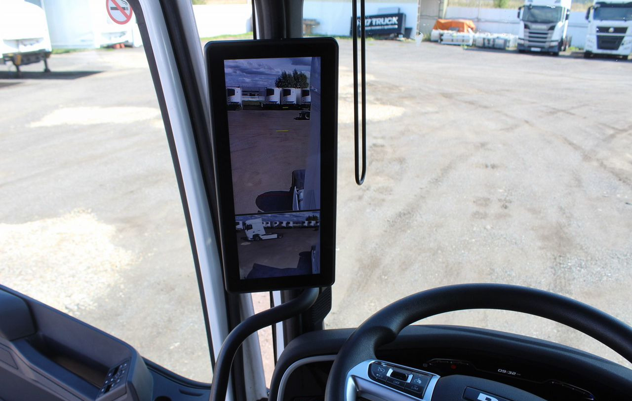 Тягач DAF XF: фото 11