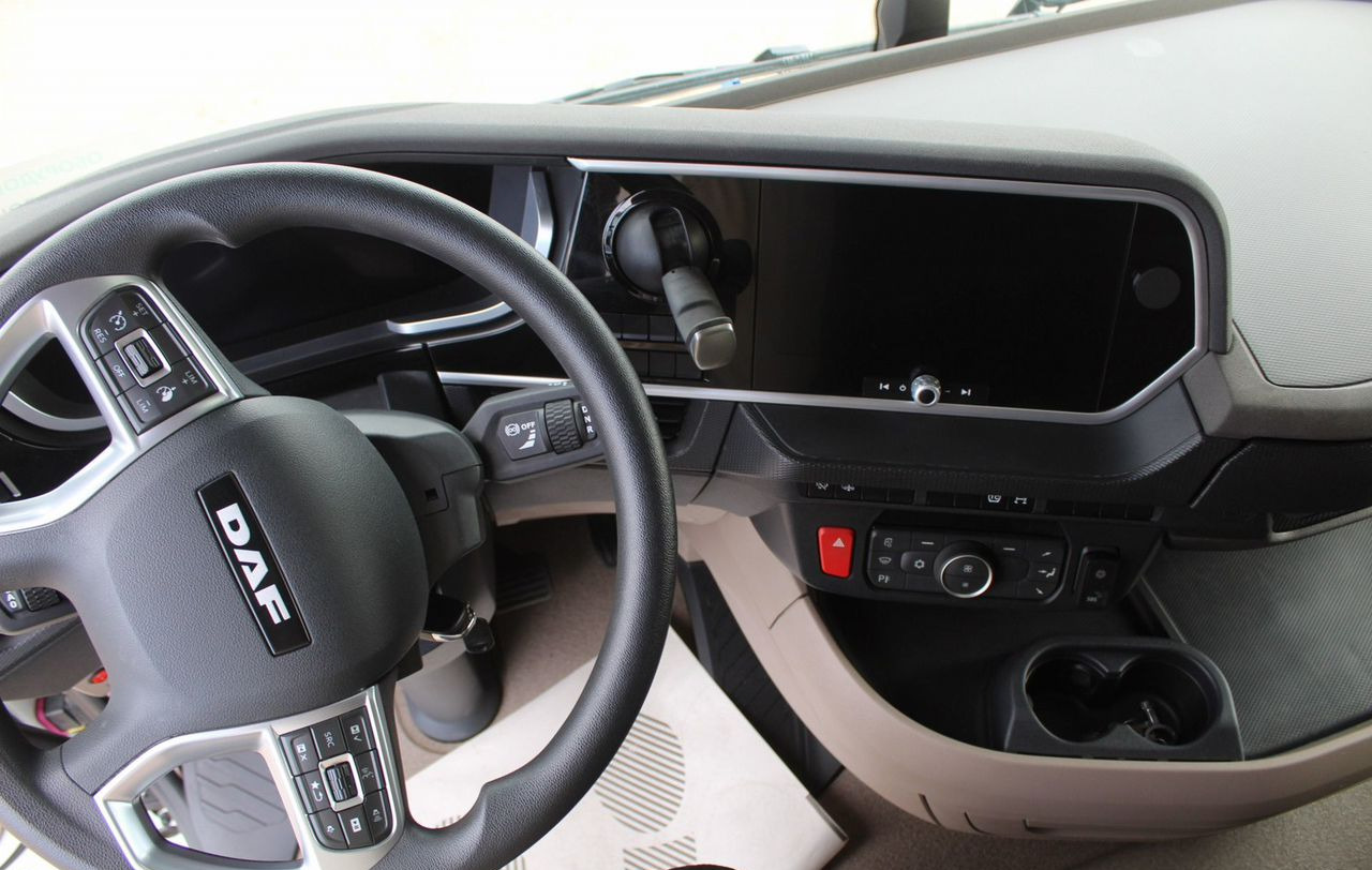 Тягач DAF XG: фото 10 Тягач DAF XG: фото 10