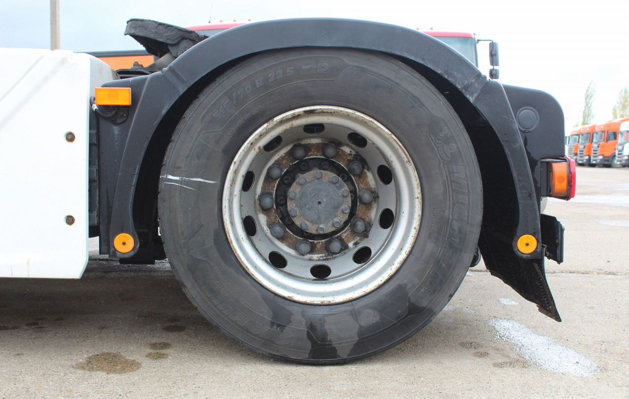 Тягач Foton Auman: фото 11