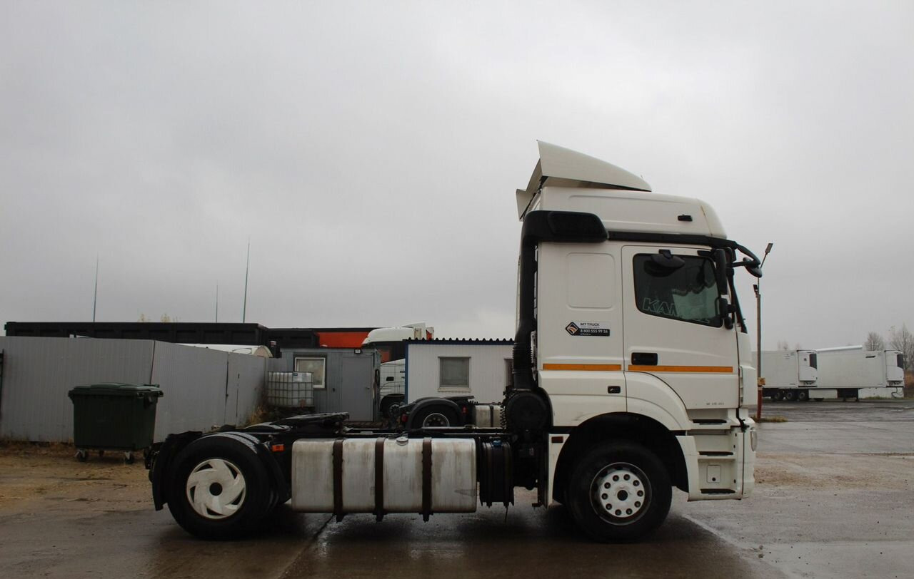 Тягач КАМАЗ 5490: фото 8