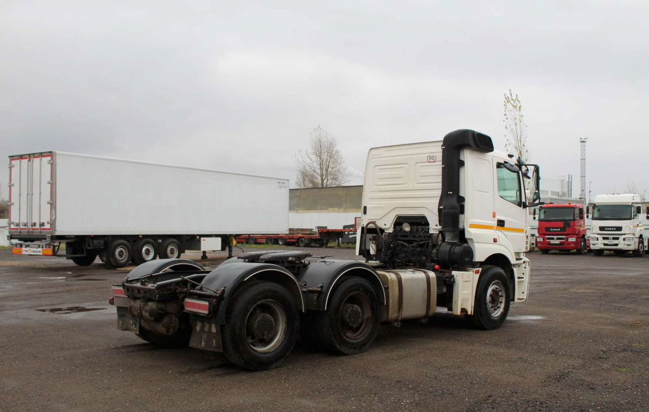 Тягач КАМАЗ 65806: фото 7