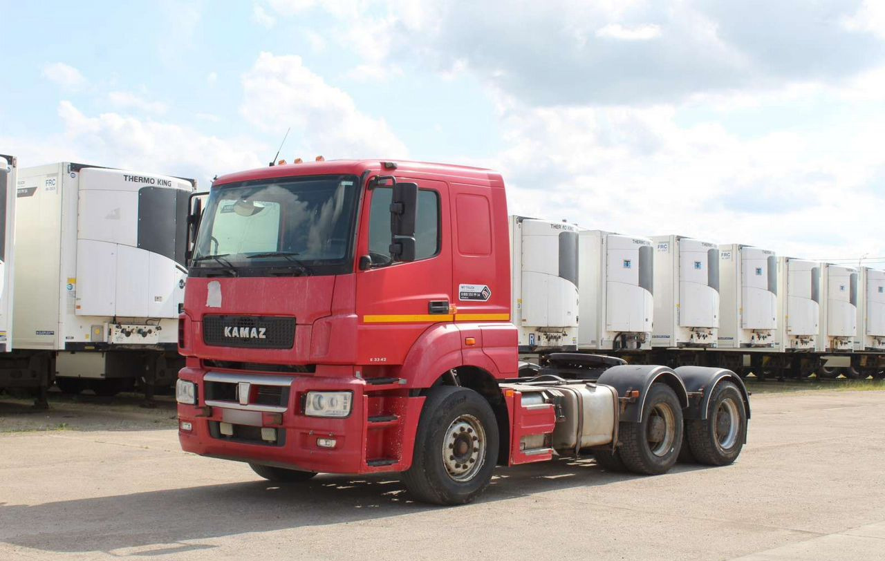 КАМАЗ 65806 - Тягач: фото 3 КАМАЗ 65806 - Тягач: фото 3