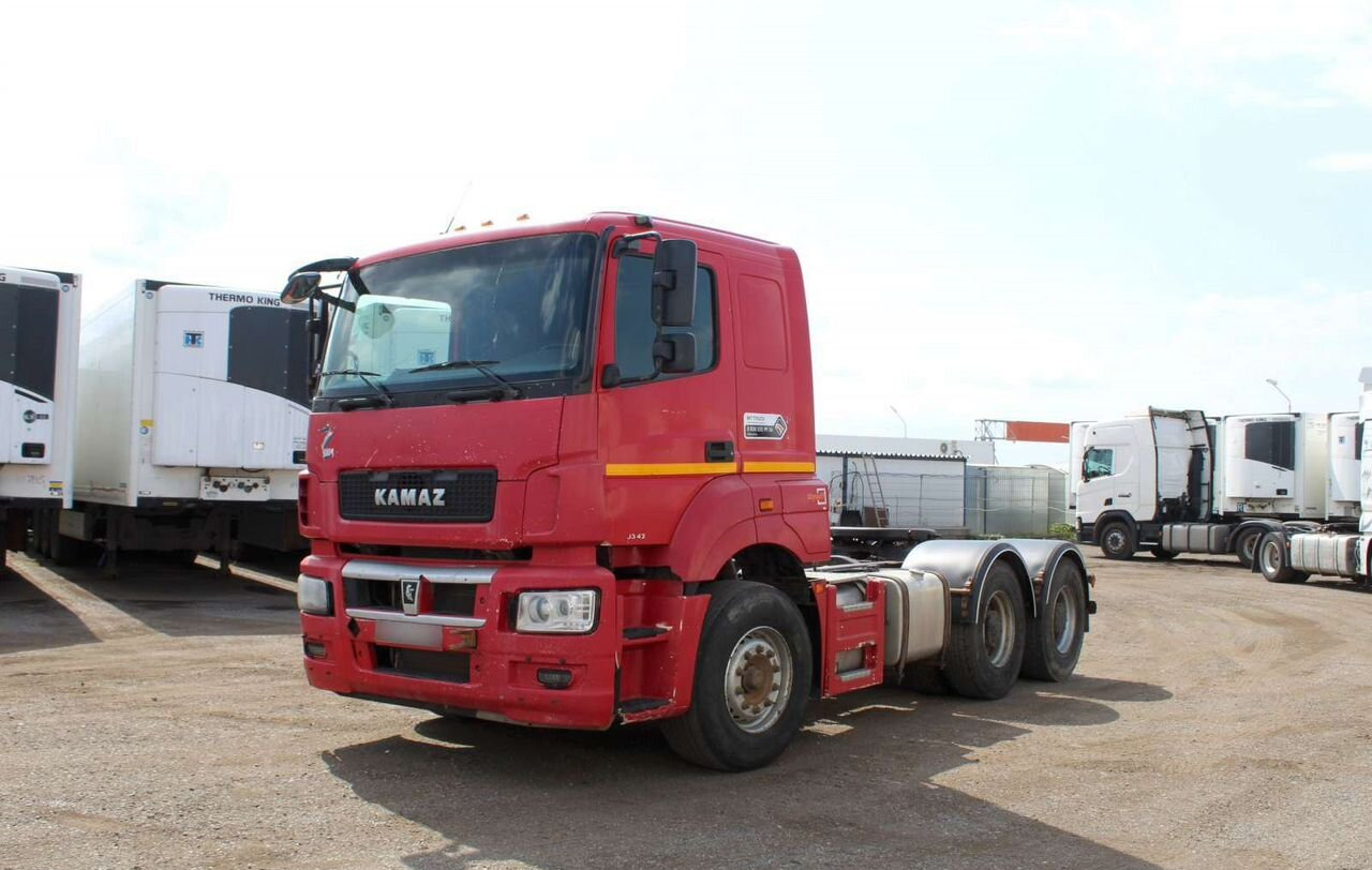 КАМАЗ 65806 - Тягач: фото 3 КАМАЗ 65806 - Тягач: фото 3