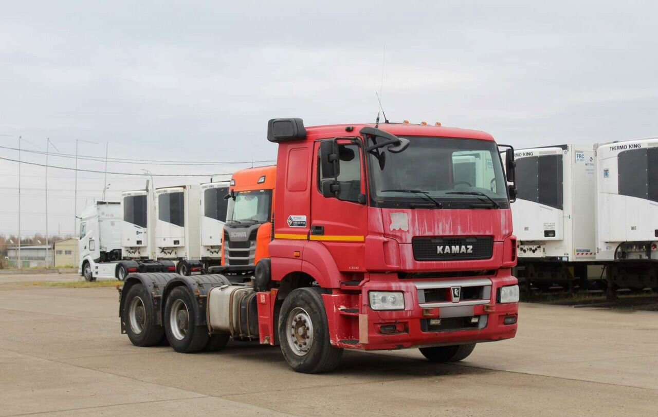 КАМАЗ 65806 - Тягач: фото 1 КАМАЗ 65806 - Тягач: фото 1