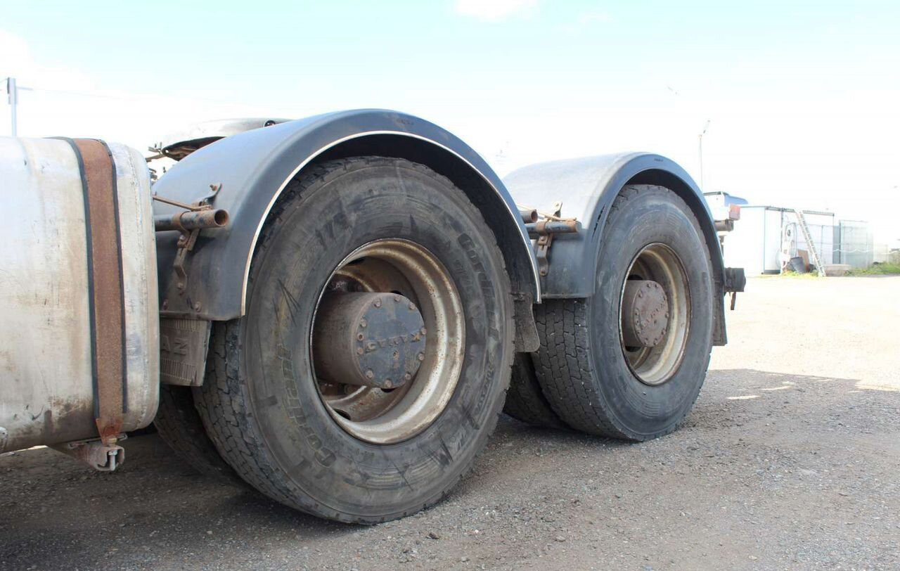 Тягач КАМАЗ 65806: фото 13 Тягач КАМАЗ 65806: фото 13