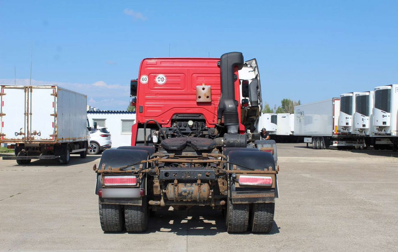 Тягач КАМАЗ 65806: фото 6