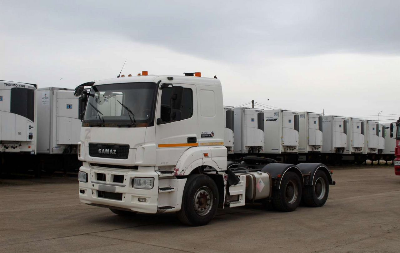 КАМАЗ 65806 - Тягач: фото 3 КАМАЗ 65806 - Тягач: фото 3