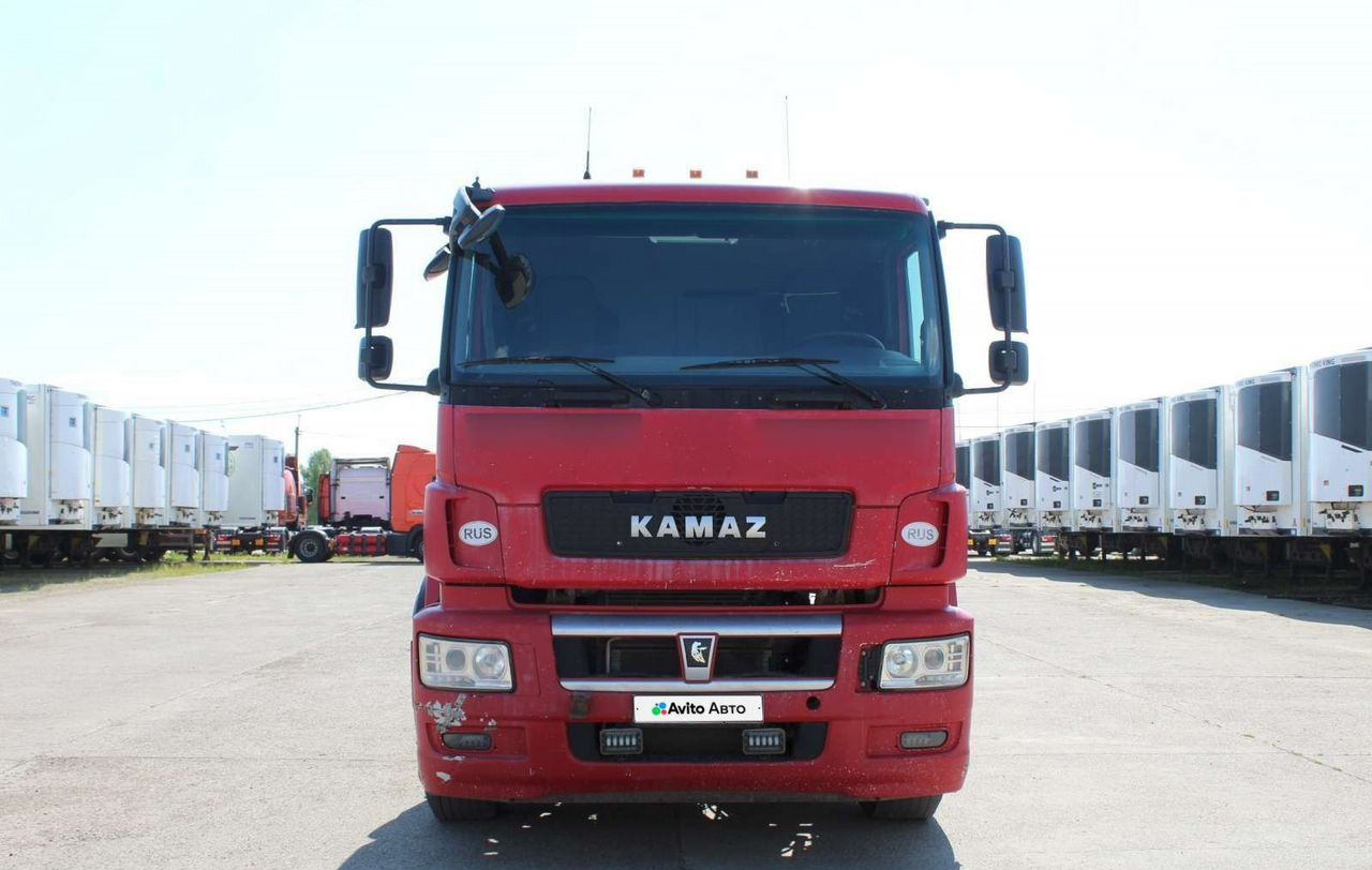 КАМАЗ 65806 - Тягач: фото 2 КАМАЗ 65806 - Тягач: фото 2